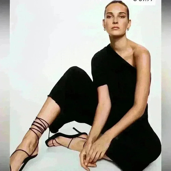 Mango Asymmetric Texture Jumpsuit Size Small - Picture 4 of 8